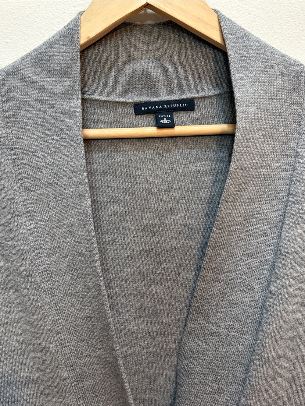Banana Republic Heather Gray Short-Sleeve Open Front Cardigan - Picture 7 of 15